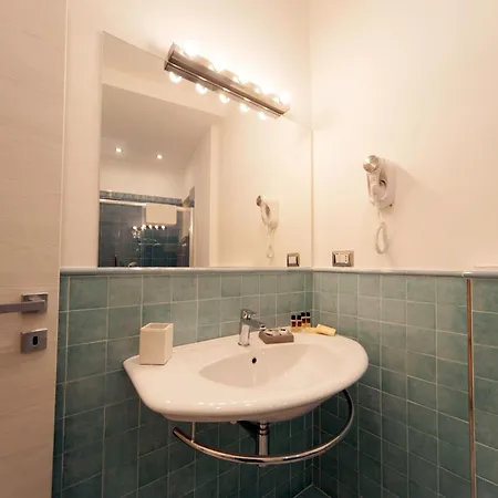 La Cattedrale Dai Tetti トラーニ