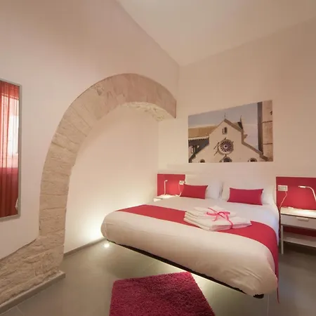 La Cattedrale Dai Tetti