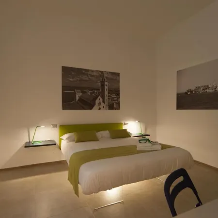 La Cattedrale Dai Tetti トラーニ