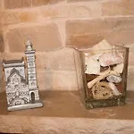 Oda ve Kahvaltı La Cattedrale Dai Tetti 4*