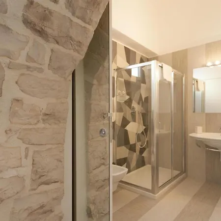 La Cattedrale Dai Tetti Bed & Breakfast 4*