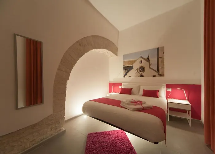 La Cattedrale Dai Tetti